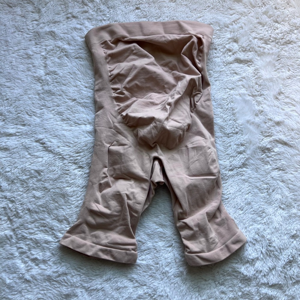 SKIMS Maternity Sculpting Short Mid Thigh Clay Nude SH-MTS-0105 Womens S/M NWOT